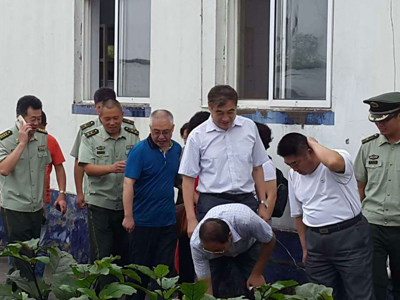 2015年8月1日又是一年建军节～我事务所参加慰问琅琊边防官兵活动